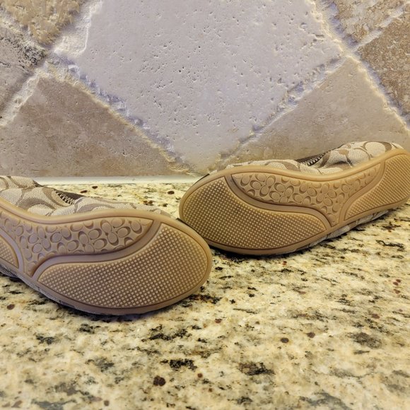 Coach Wanda Signature Logo Patent Flats Brown Tan Size 7 - Picture 4 of 4